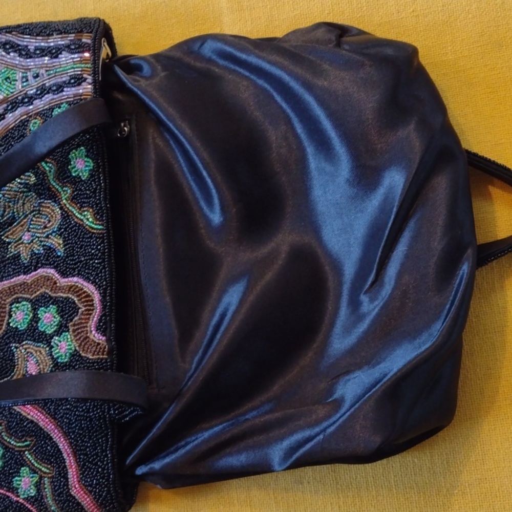 Purse - Picture 4 of 7